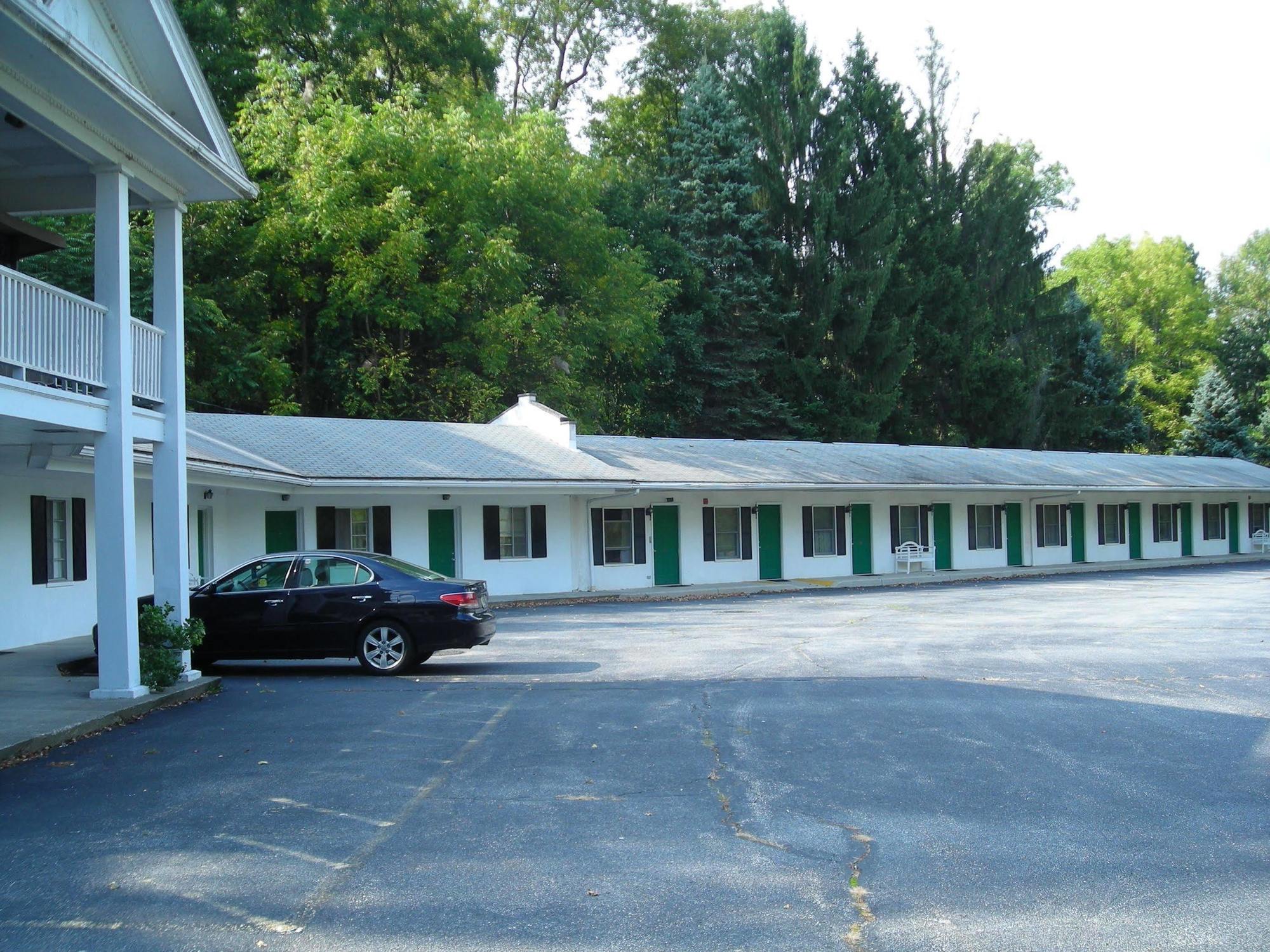 Holiday Motel Andover 외부 사진